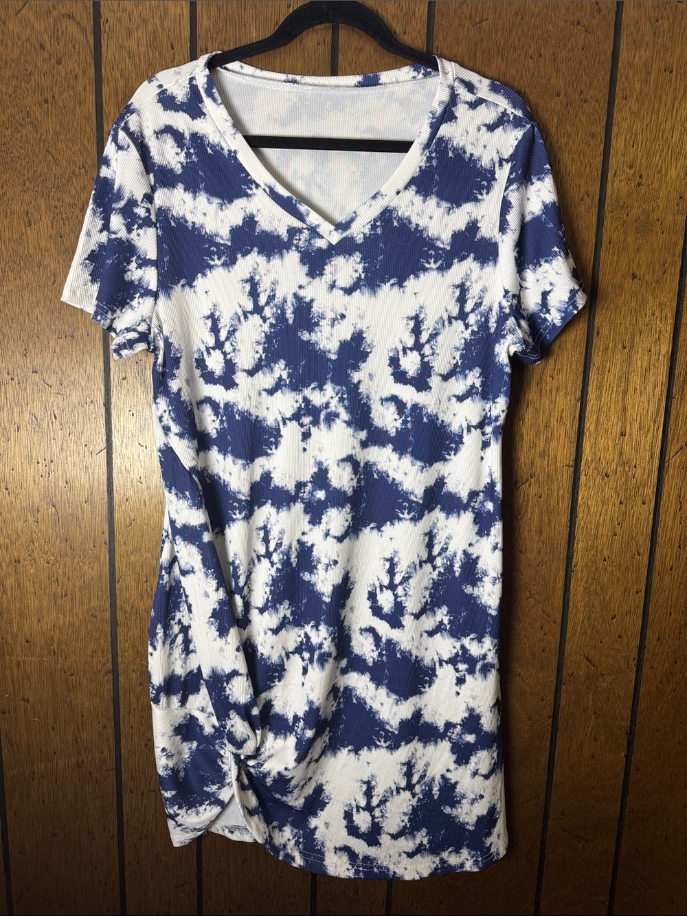 SHEIN Blue and White Tie-Dye V-Neck Swim Coverup